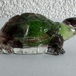 Handgemachte Schildkröte aus Epoxidharz & und bunten Glas – Unikat, Geschenk, Landschildkröte, klein grün