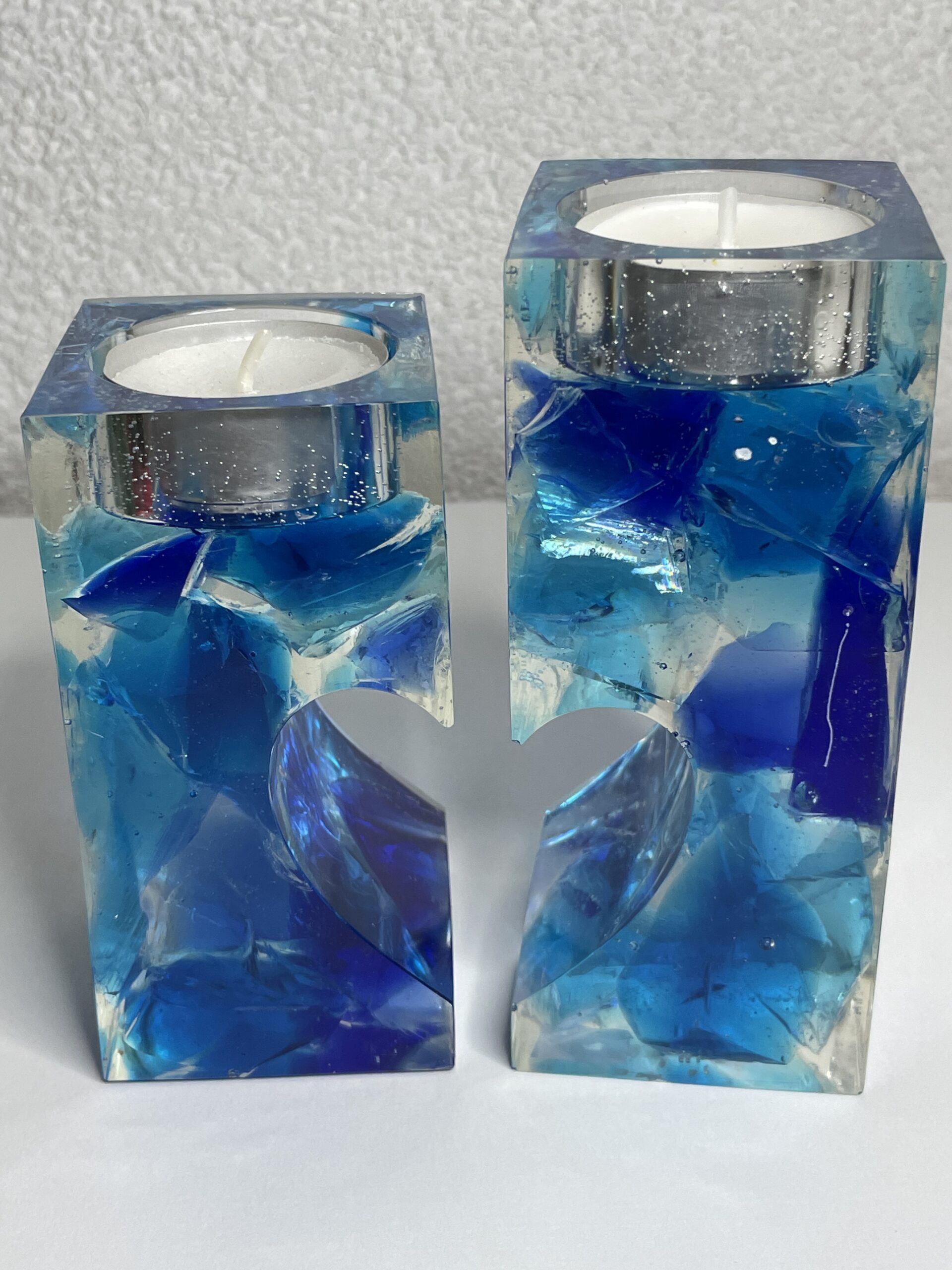 Selfmade 2 tlg. Teelicht aus Epoxidharz & Dallglas – Unikat, Wohnaccessoire, Geschenkidee dunkel/hellblau – Bild 3