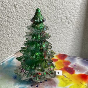 Festlicher Christbaum Unikat, handgefertigter Weihnachtsbaum aus Epoxidharz & Dallglas – Funkelndes Unikat für die festliche Zeit_1