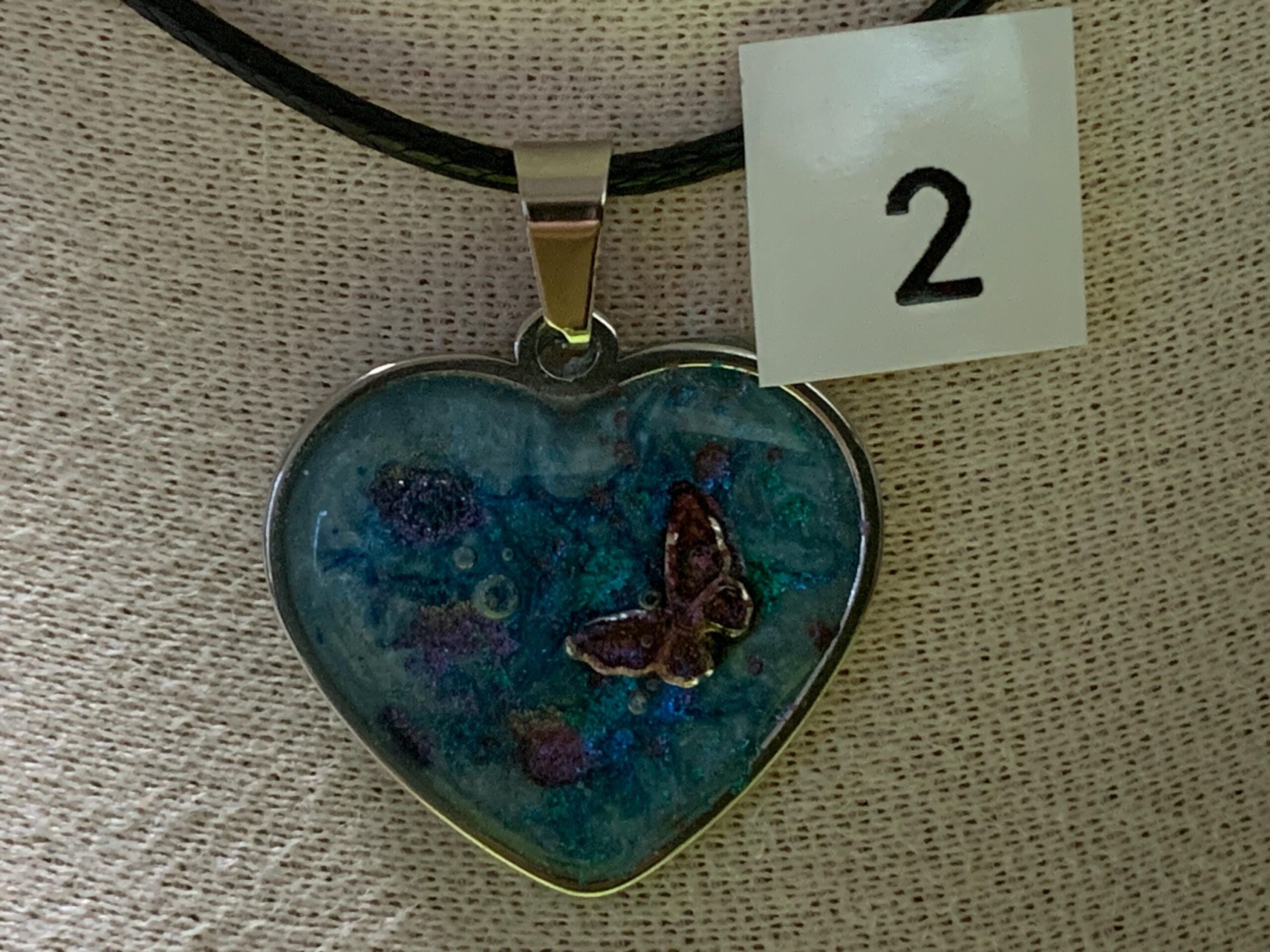 Epoxidharz-Kette mit Anhänger – Handgemachtes Unikat, moderner Schmuck, Geschenk für Sie 1 – Bild 3