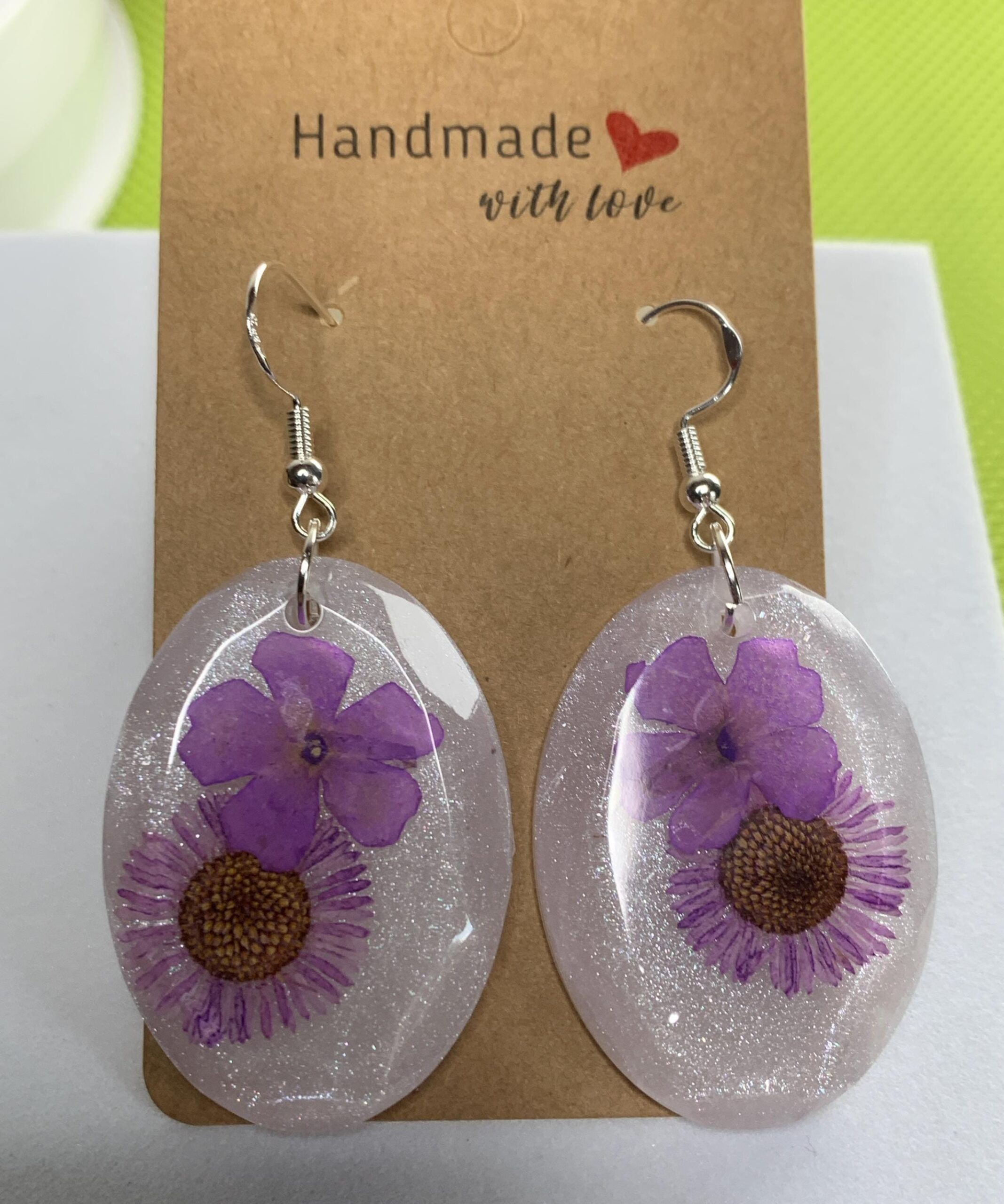 Ohrringe aus Epoxidharz mit Blumen – handgemachte Unikate 2 – Bild 2